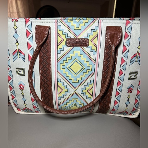 NWOT WAN & KELO Tote Western/Boho Aztec Print Large Zippered Canvas Tote - Picture 1 of 7